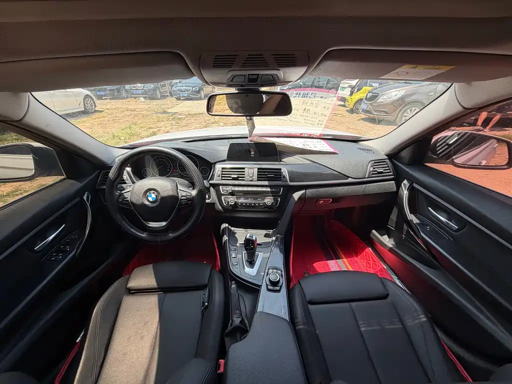 BMW 3 Series — миниатюра 6