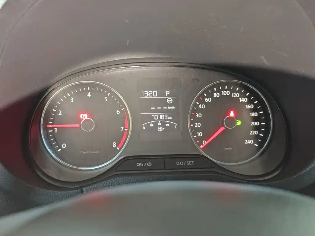 Volkswagen Polo — миниатюра 12