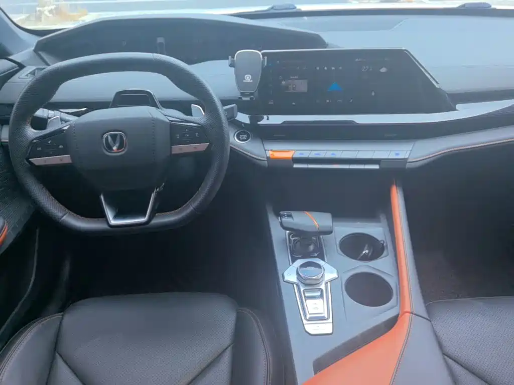 Changan UNI-V — миниатюра 10