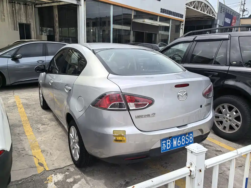Mazda 2 — миниатюра 9