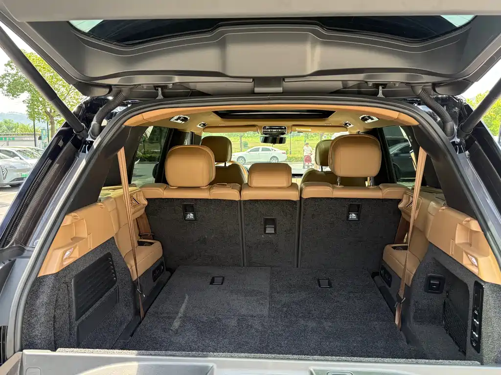 Land Rover Range Rover — миниатюра 18