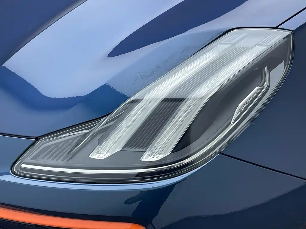 Lynk & Co 06 2020 1.5T Halo