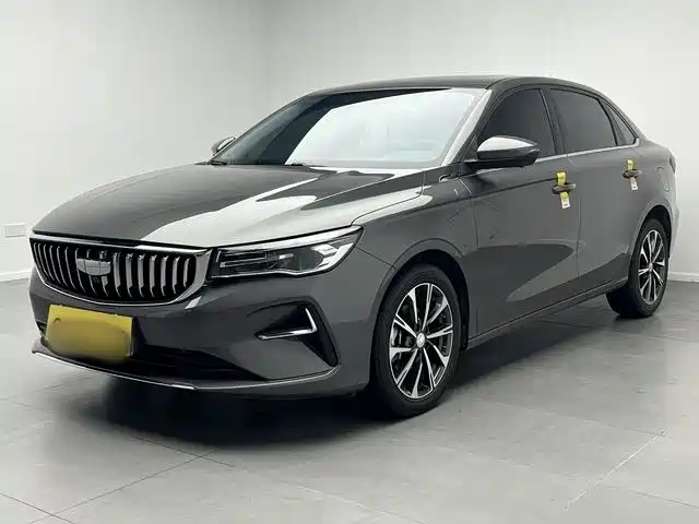 Geely Emgrand 2025