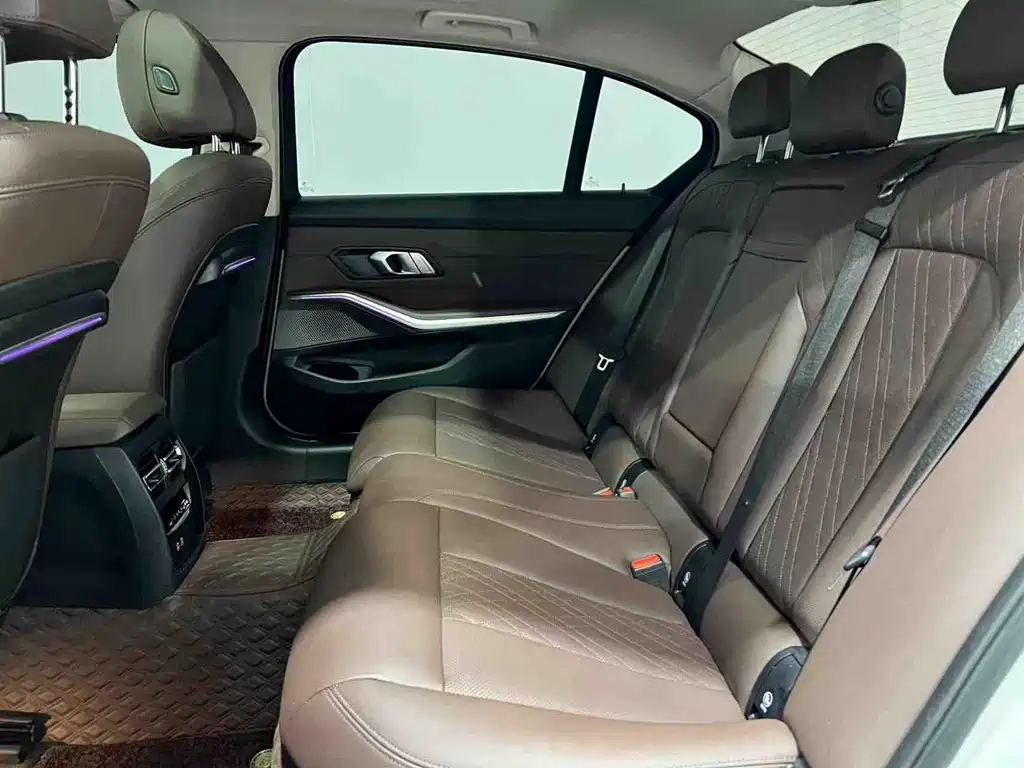 BMW 3 Series — миниатюра 13