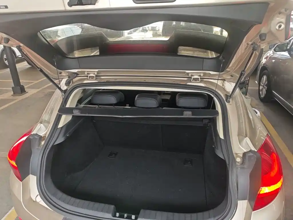 Geely Emgrand GS — миниатюра 19