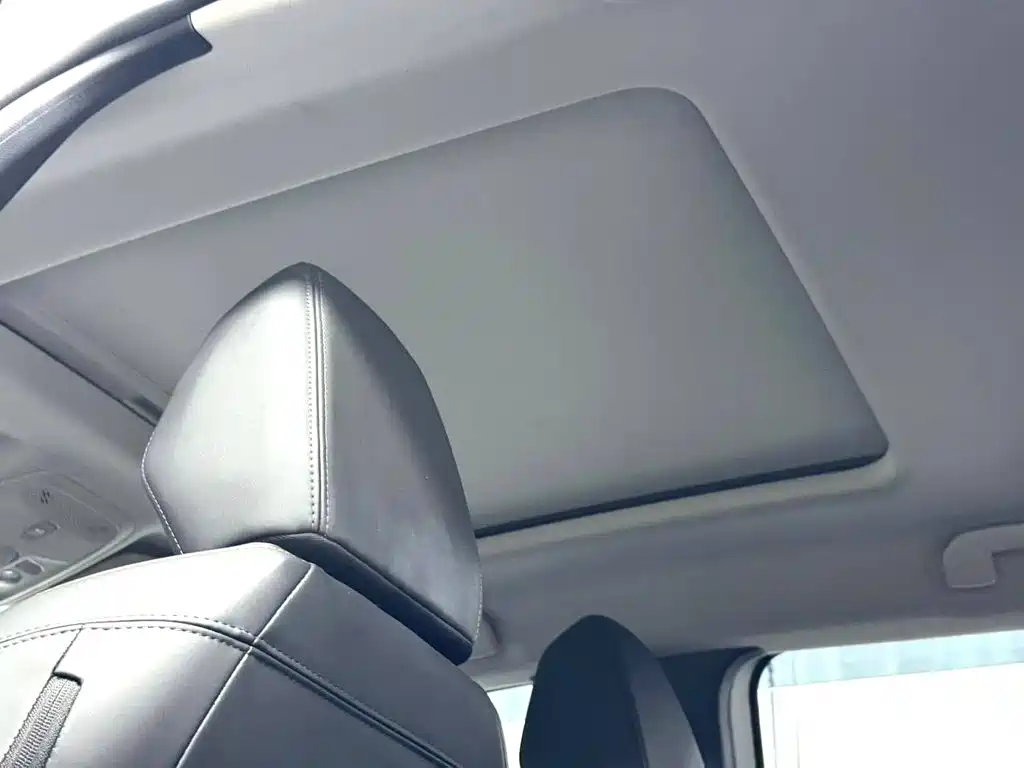 Peugeot 2008 - фото 9