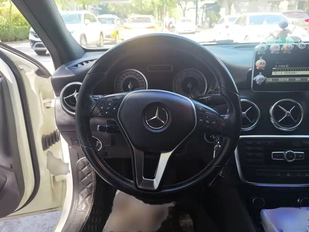Mercedes-Benz A-Class (Import) — миниатюра 3