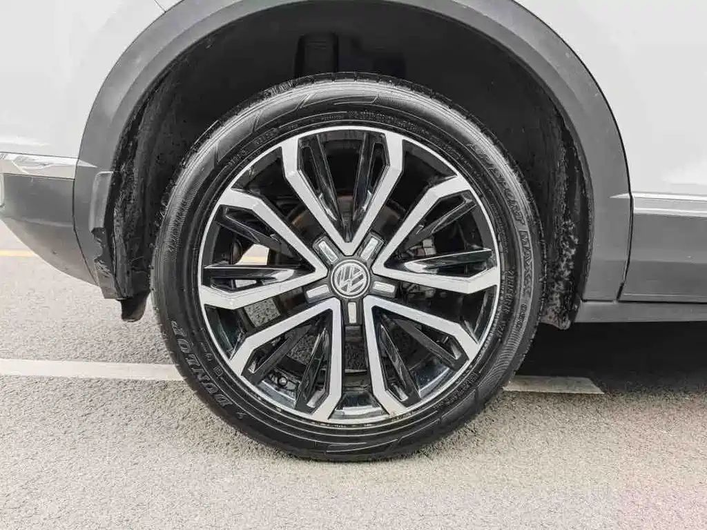 Volkswagen T-Roc — миниатюра 33