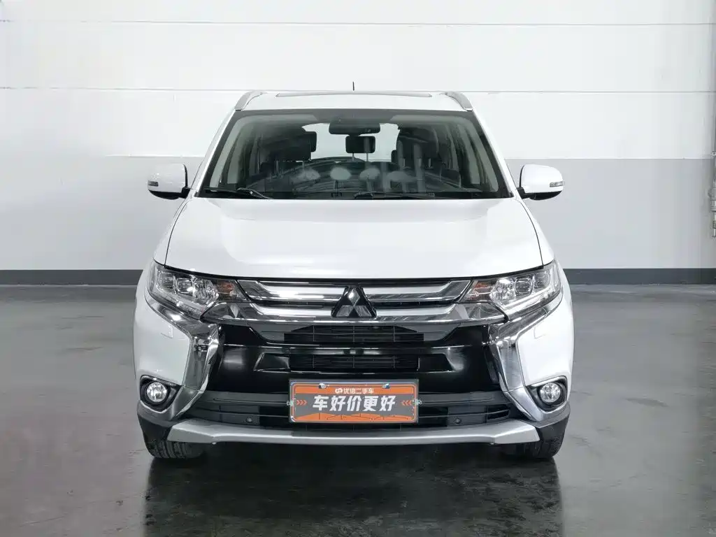 Mitsubishi Outlander — миниатюра 3