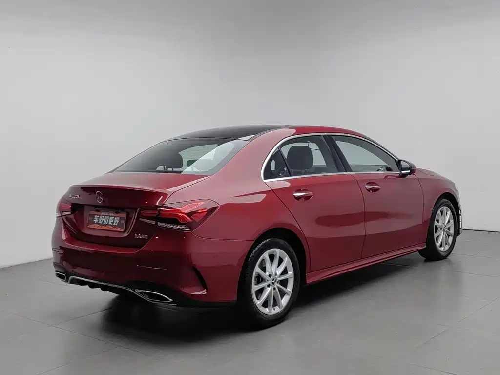 Mercedes-Benz A-Class — миниатюра 2