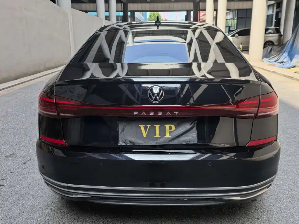 Volkswagen Passat — миниатюра 13
