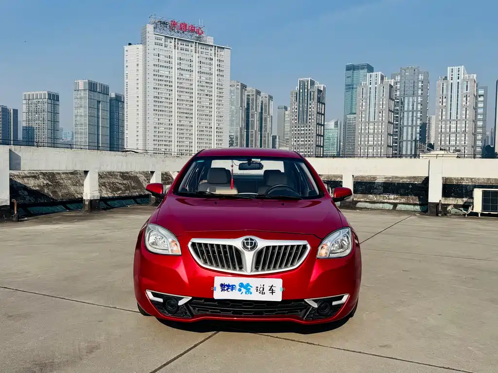 Zhonghua H330 — миниатюра 2
