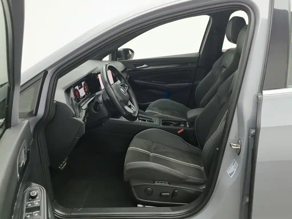 Volkswagen Golf — миниатюра 10