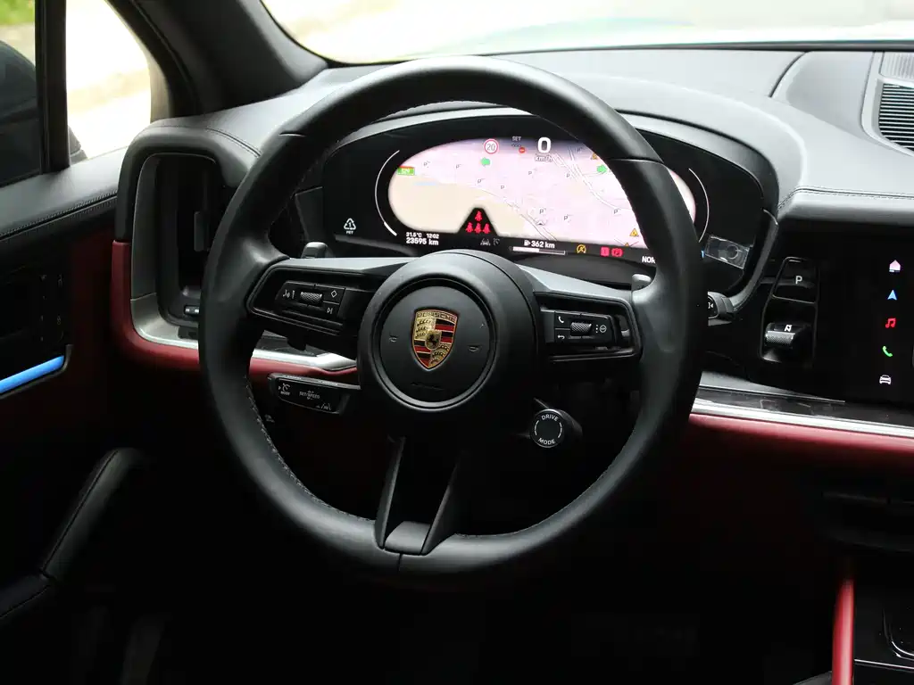 Porsche Cayenne — миниатюра 8
