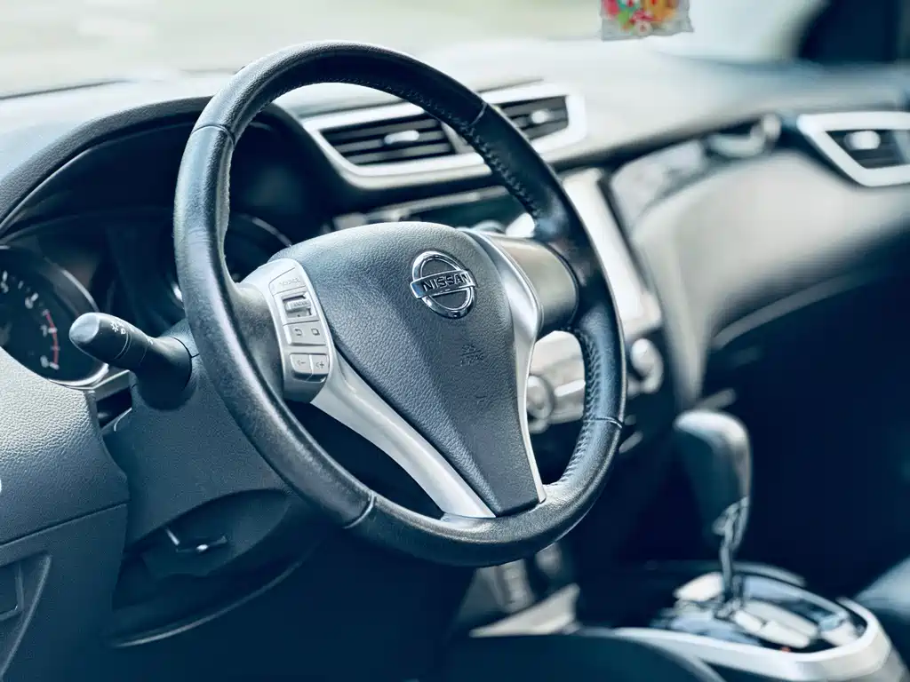 Nissan Qashqai — миниатюра 10