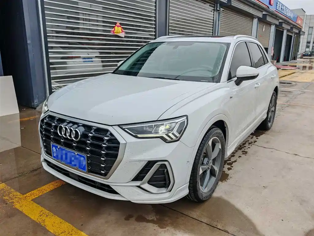 Audi Q3 2022