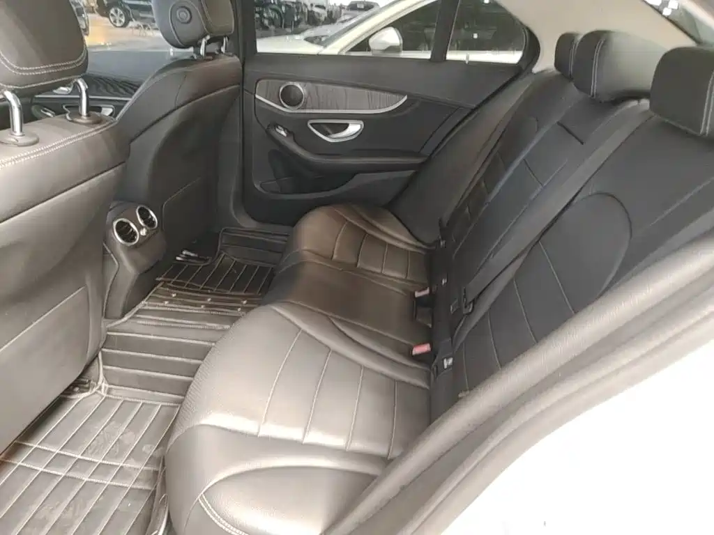 Mercedes-Benz C-Class — миниатюра 17