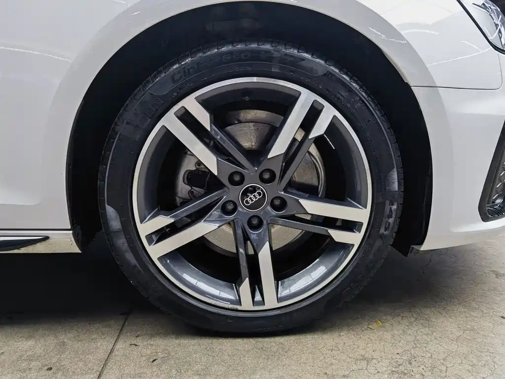 Audi A4L — миниатюра 17