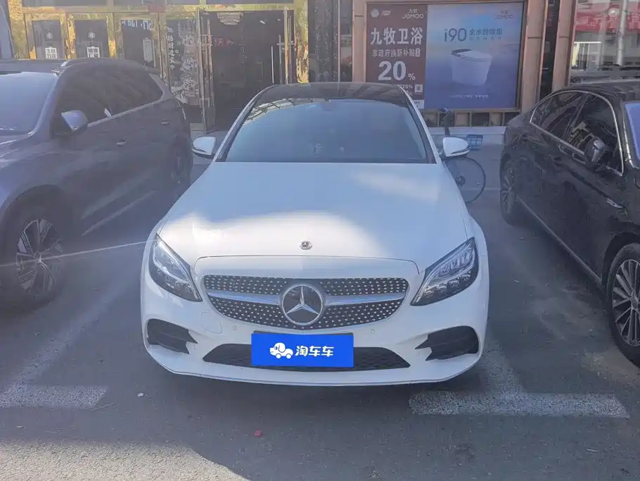 Mercedes-Benz C-Class — миниатюра 2