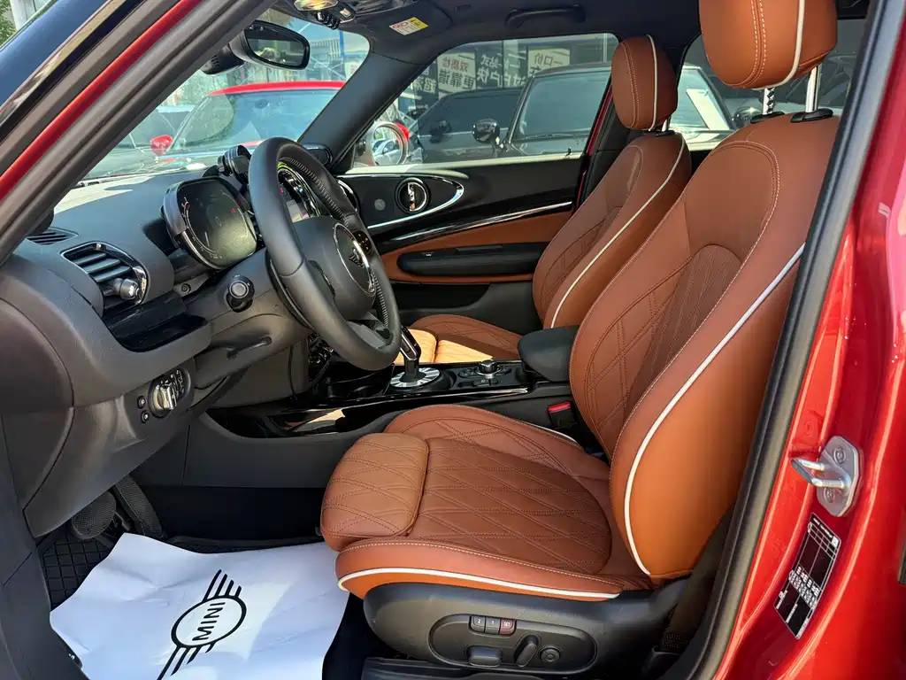 MINI Mini Clubman — миниатюра 11