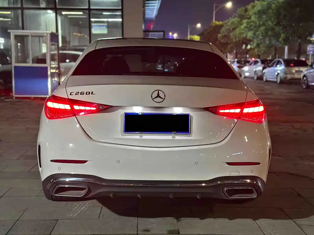 Mercedes-Benz C-Class — миниатюра 5