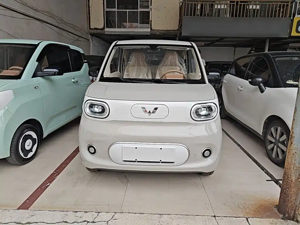 Wuling MINIEV — миниатюра 3