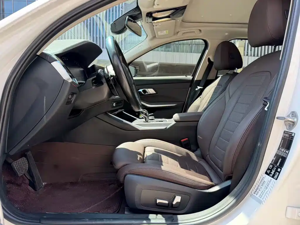 BMW 3 Series — миниатюра 3