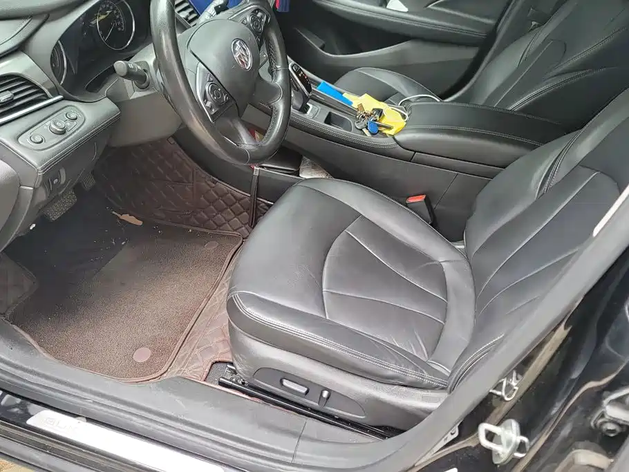 Buick LaCrosse — миниатюра 9