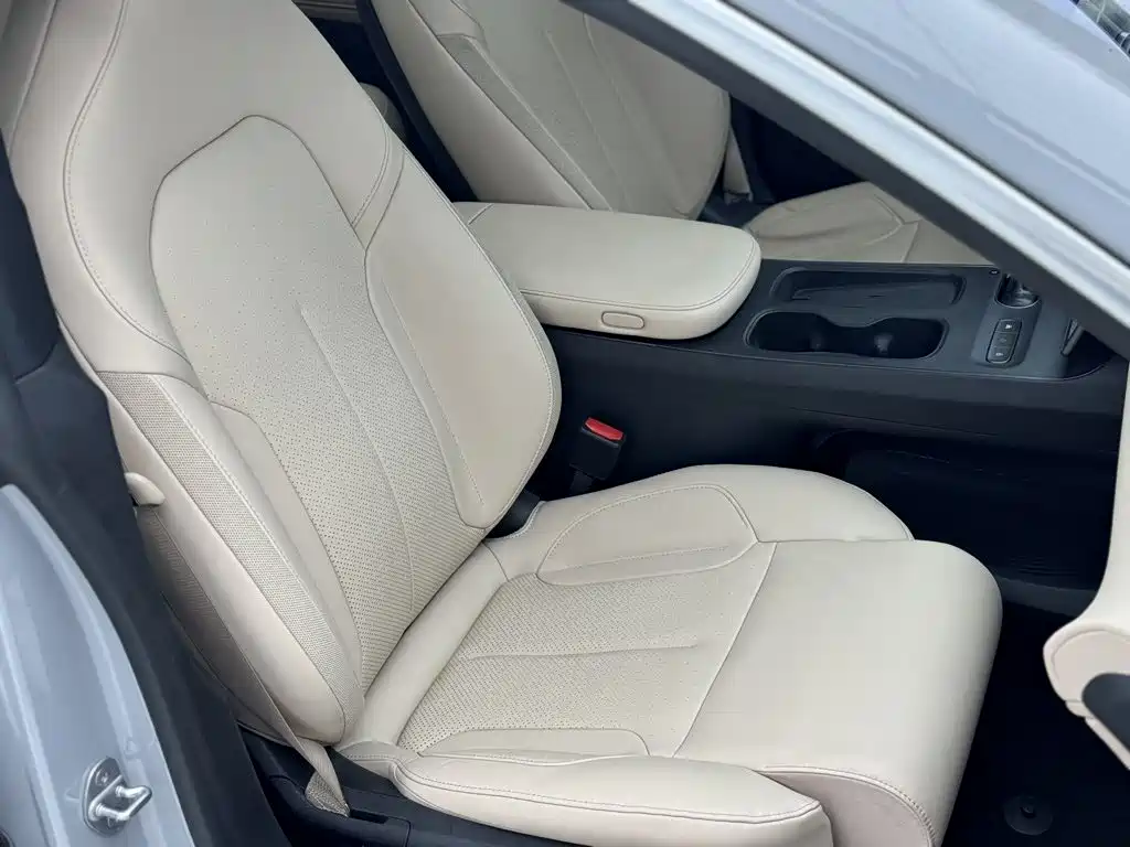 NIO ET5T — миниатюра 21