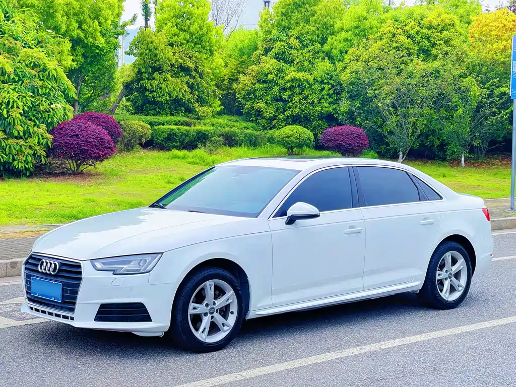 Audi A4L 2017
