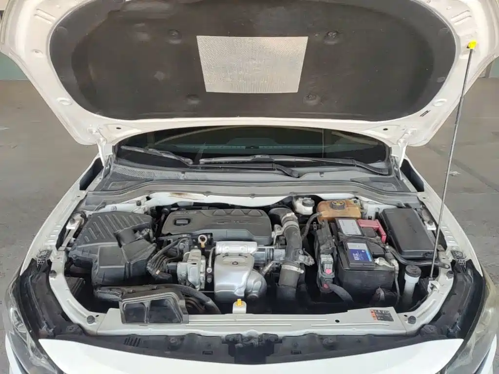 Chevrolet Monza — миниатюра 20