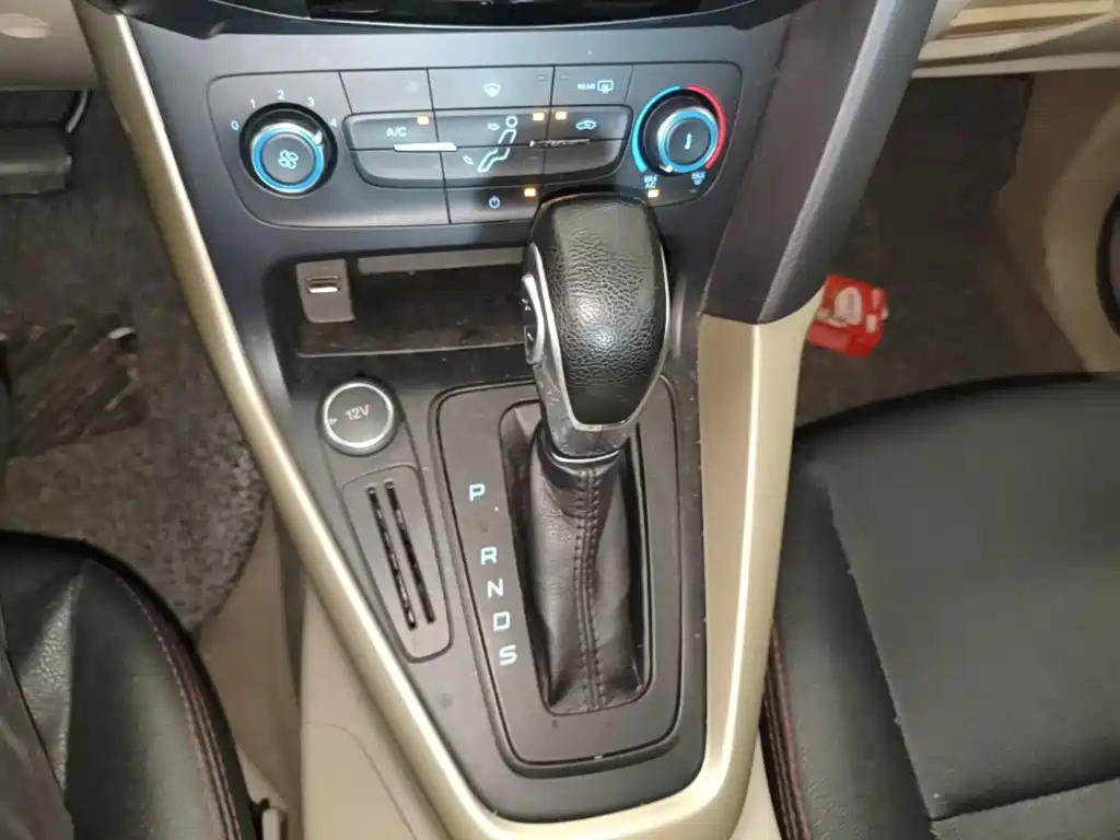 Ford Focus — миниатюра 14