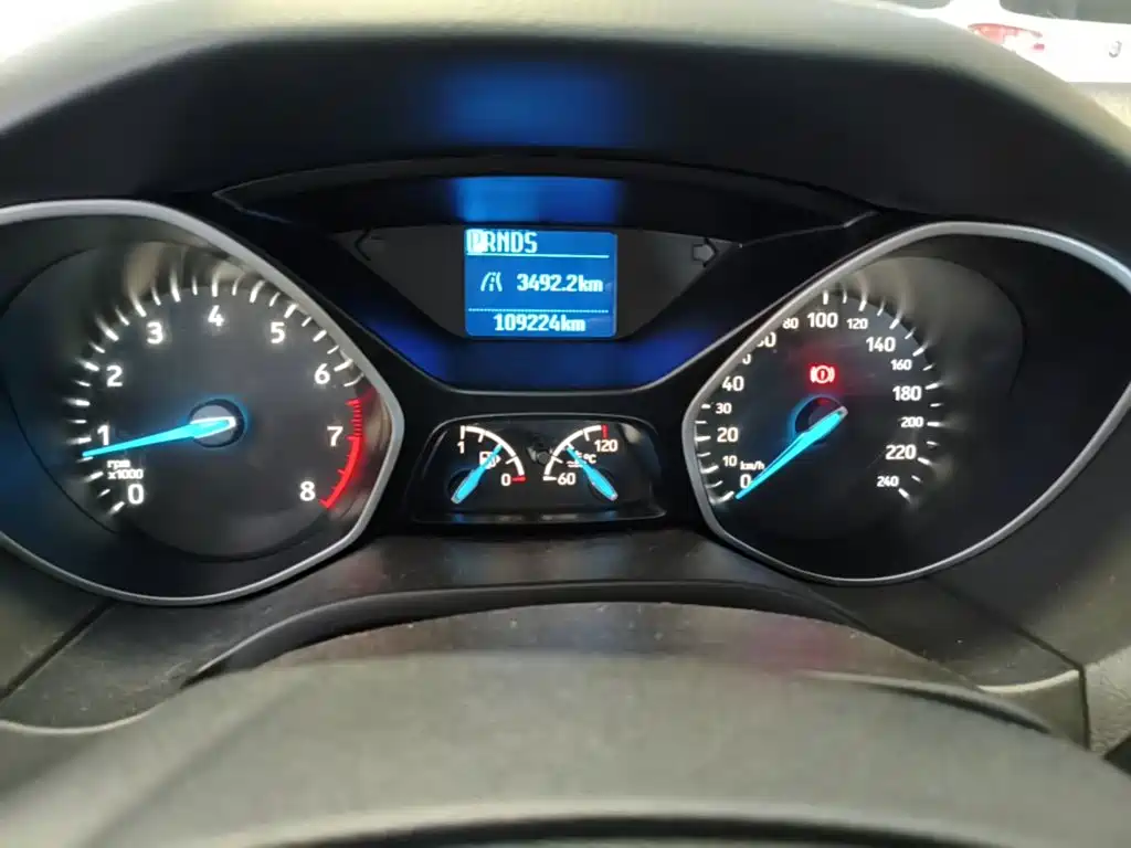 Ford Focus — миниатюра 12