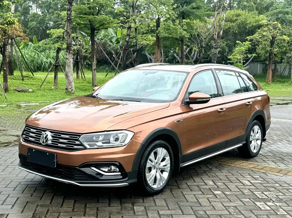 Купить Volkswagen C-Trek