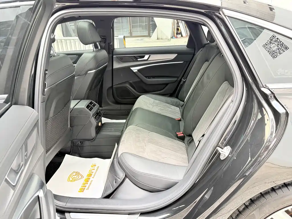 Audi A6L — миниатюра 6
