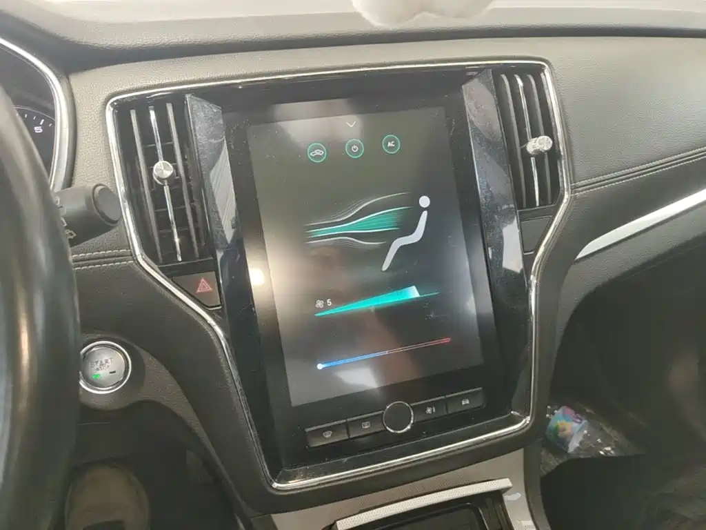 Roewe RX5 — миниатюра 13