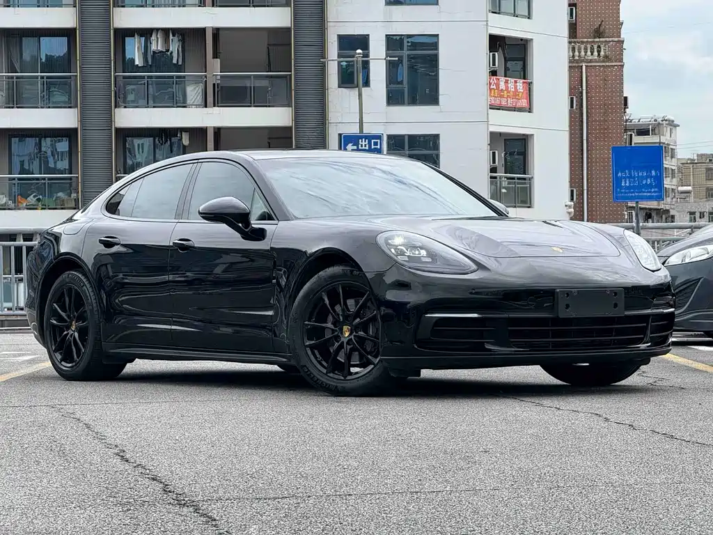 Porsche Panamera — миниатюра 3