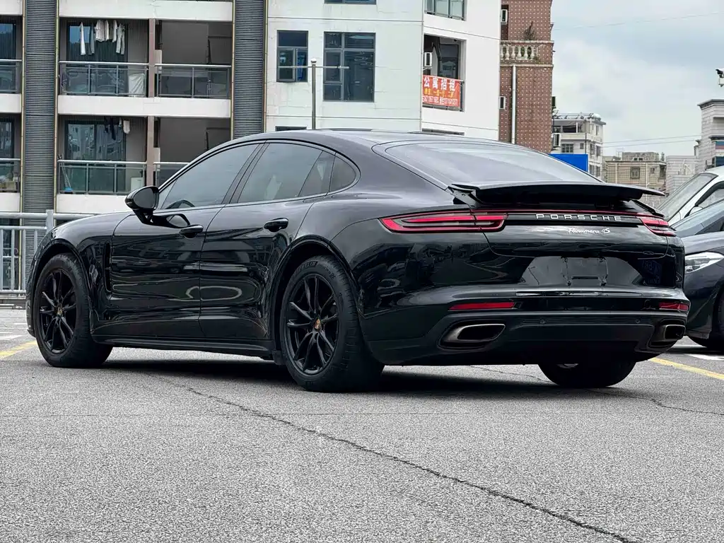 Porsche Panamera — миниатюра 9