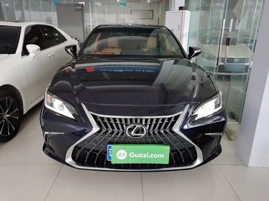 Lexus ES — миниатюра 3