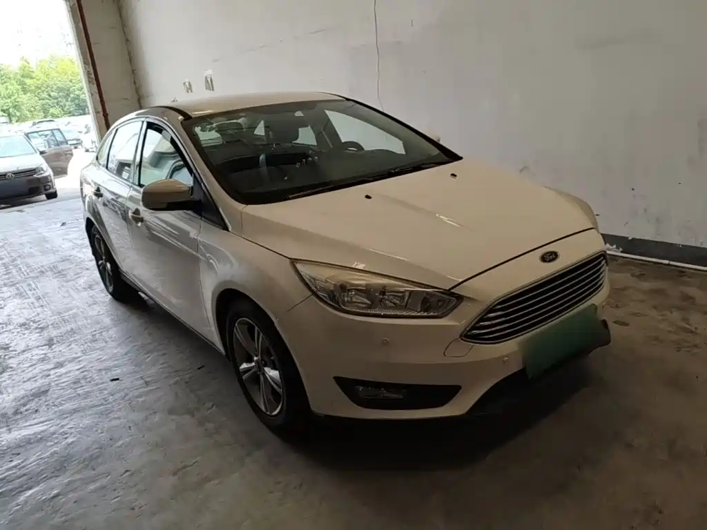 Ford Focus — миниатюра 4