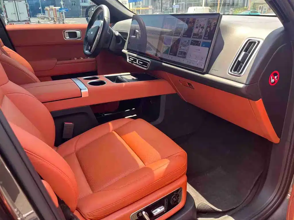 Li Auto Li L8 — миниатюра 4