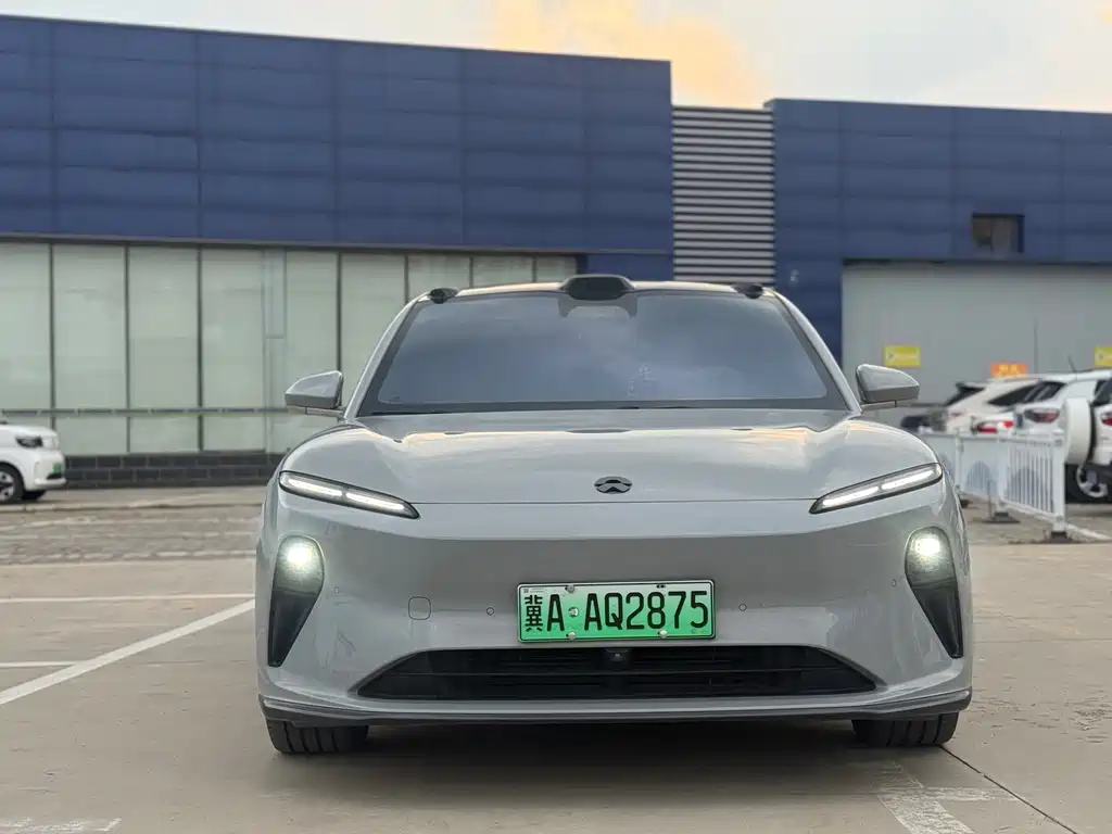 NIO ET5T — миниатюра 2