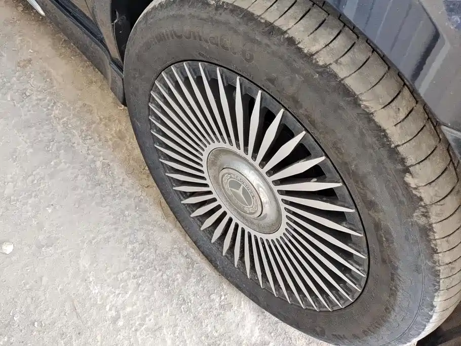 Mercedes-Benz V-Class — миниатюра 6