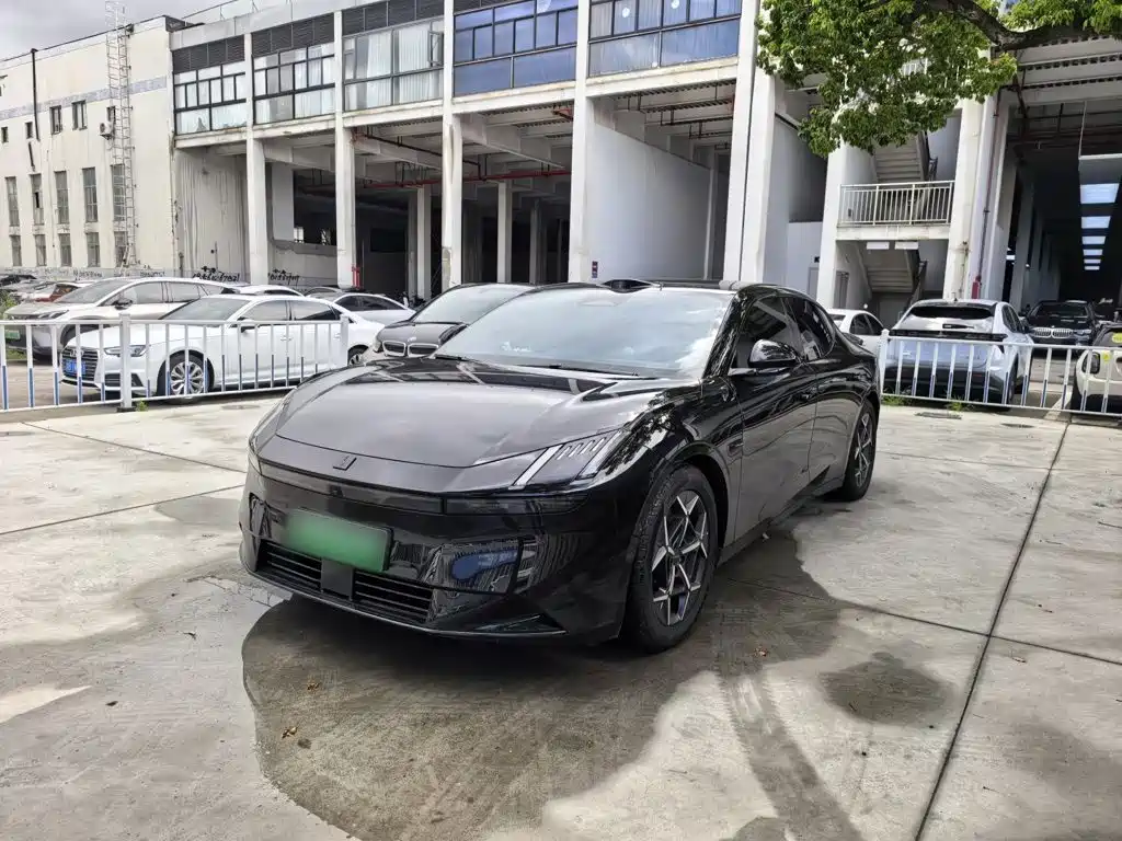 Lynk & Co Z10