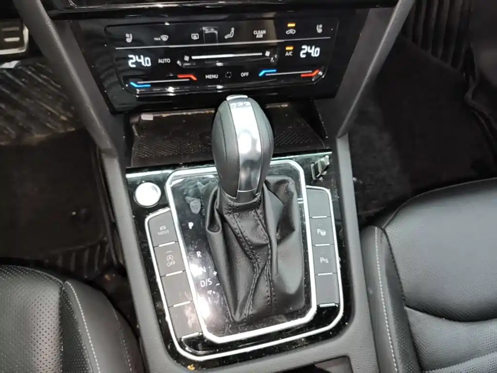 Volkswagen CC — миниатюра 14