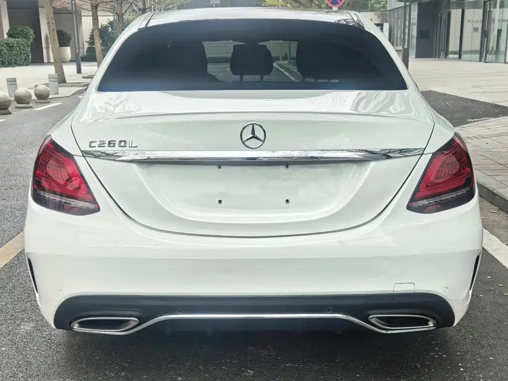 Mercedes-Benz C-Class — миниатюра 8