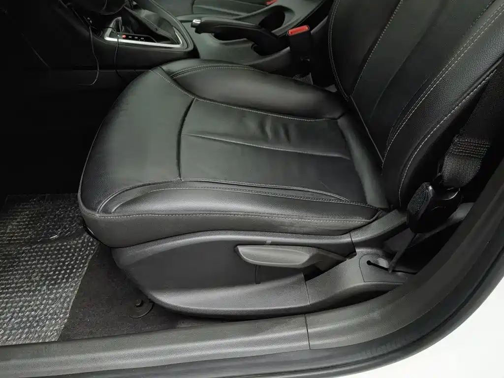 Buick Excelle — миниатюра 20