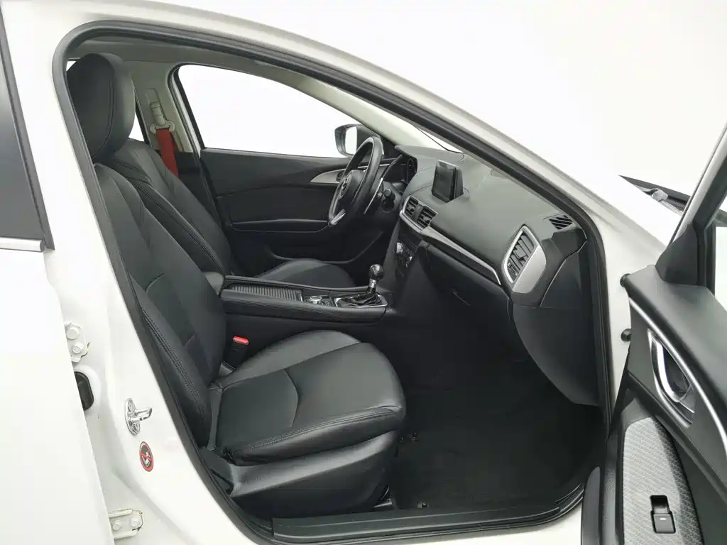 Mazda 3 Axela — миниатюра 23