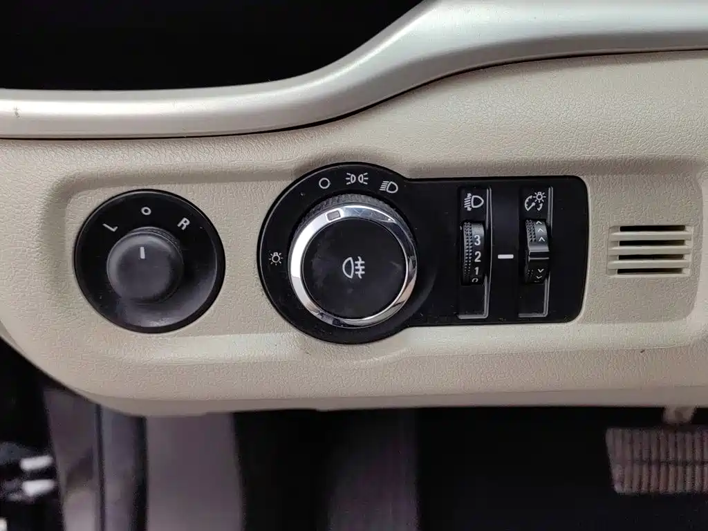 Buick Excelle — миниатюра 21