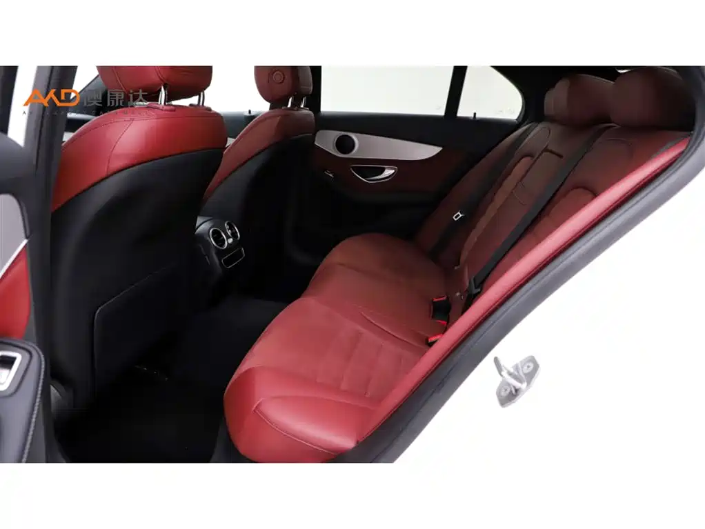 Mercedes-Benz C-Class — миниатюра 7